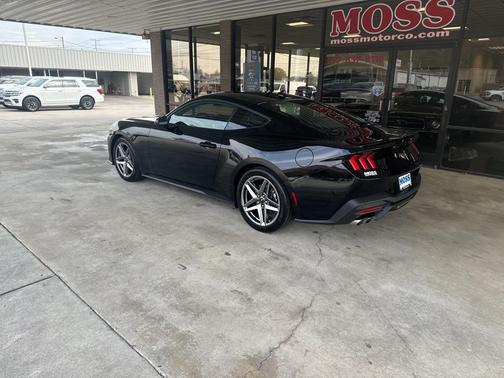 2025 Ford Mustang EcoBoost Premium