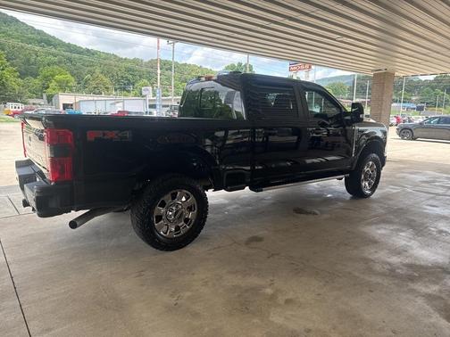 2023 Ford F-250 XL