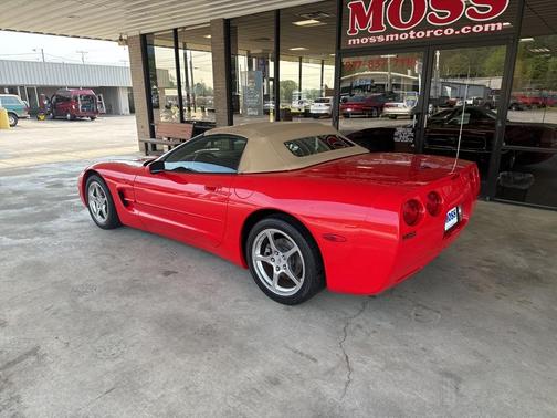 2004 Chevrolet Corvette Base