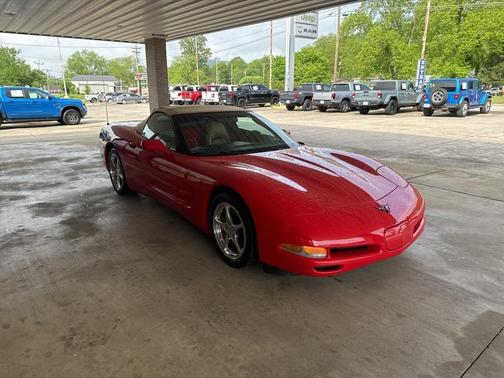 2004 Chevrolet Corvette Base