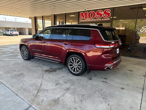2022 Jeep Grand Cherokee L Summit