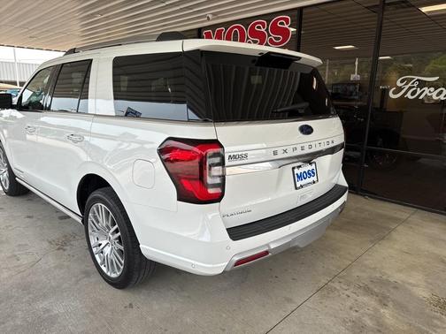 2024 Ford Expedition Platinum