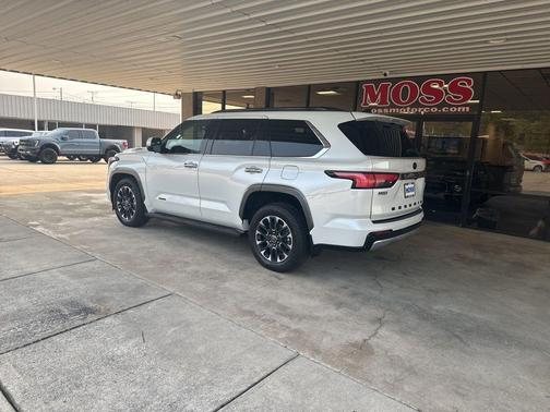 2023 Toyota Sequoia Limited