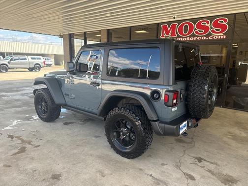 2025 Jeep Wrangler Sport