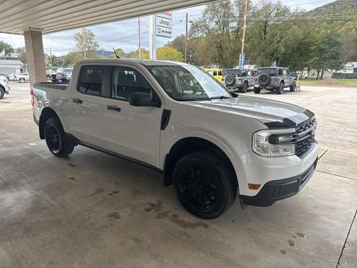 2022 Ford Maverick XL