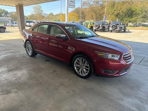 2018 Ford Taurus Limited