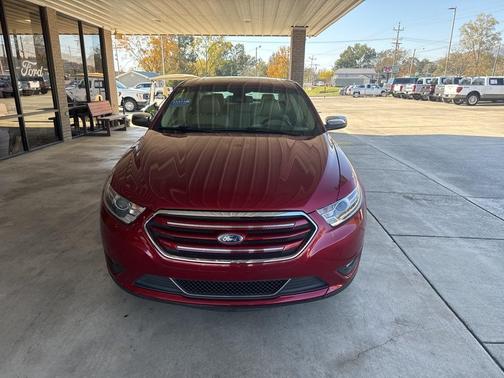 2018 Ford Taurus Limited