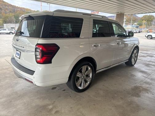 2022 Ford Expedition Platinum