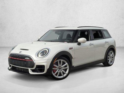 Nanuq White Metallic 2023 MINI Clubman John Cooper Works ALL4