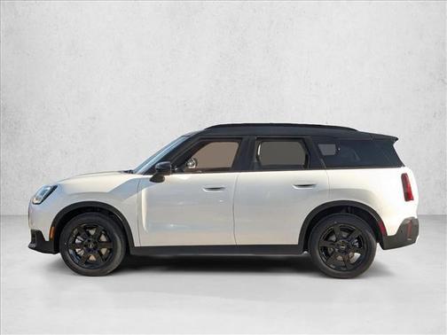 Nanuq White Metallic 2026 MINI Countryman Cooper S ALL4