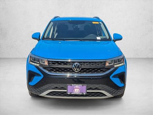 Cornflower Blue 2022 Volkswagen Taos 1.5T SE