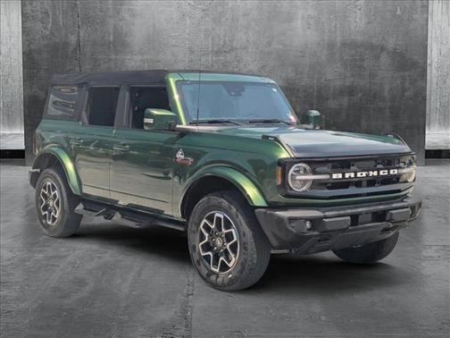 2023 Ford Bronco Outer Banks