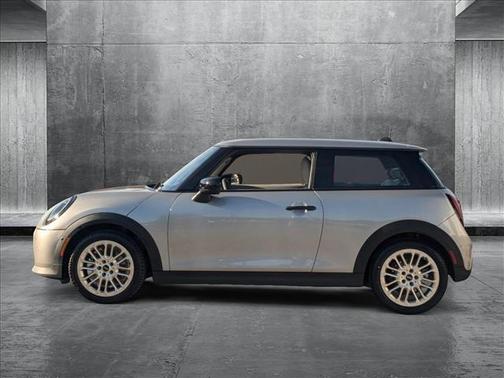 2025 MINI Hardtop Cooper