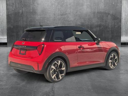 2025 MINI Hardtop Cooper