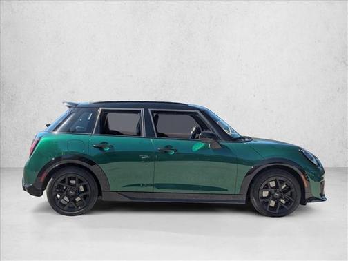 British Racing Green IV Metallic 2026 MINI Hardtop Cooper S