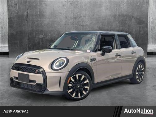 2022 MINI Hardtop Cooper S
