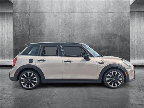 2022 MINI Hardtop Cooper S