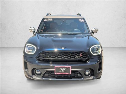 MINI Yours Enigmatic Black Metallic 2024 MINI Countryman Cooper S