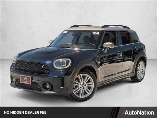 MINI Yours Enigmatic Black Metallic 2024 MINI Countryman Cooper S