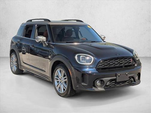 MINI Yours Enigmatic Black Metallic 2024 MINI Countryman Cooper S