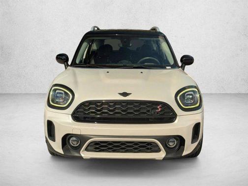 Nanuq White Metallic 2023 MINI Countryman Cooper S