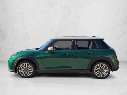 British Racing Green IV Metallic 2026 MINI Hardtop Cooper