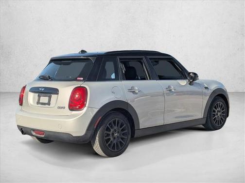 2016 MINI Hardtop Cooper