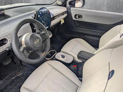 2025 MINI Hardtop Cooper