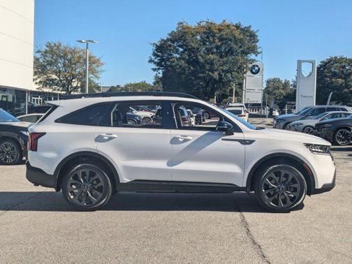 2022 Kia Sorento EX