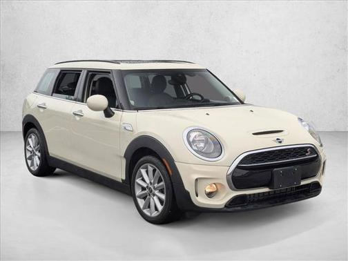 Pepper White 2019 MINI Clubman Cooper S