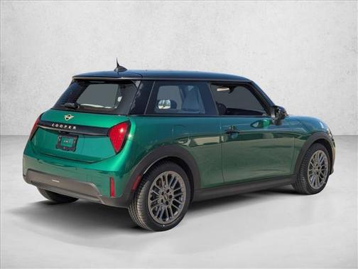 British Racing Green IV Metallic 2026 MINI Hardtop Cooper