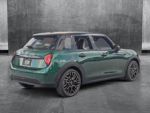 2025 MINI Hardtop Cooper