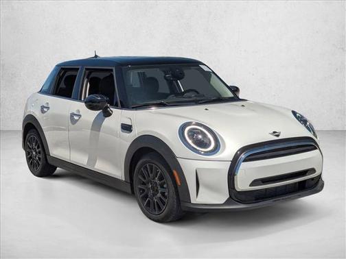 Nanuq White Metallic 2023 MINI Hardtop Cooper