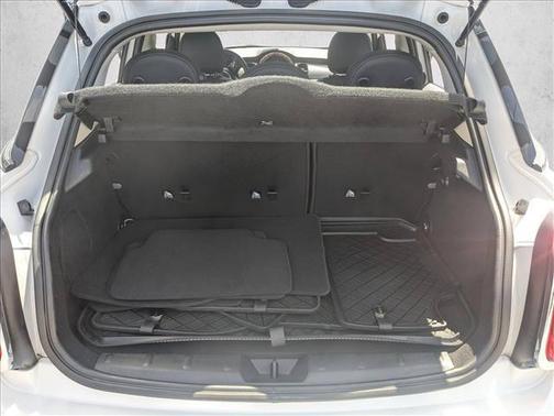 Nanuq White Metallic 2023 MINI Hardtop Cooper