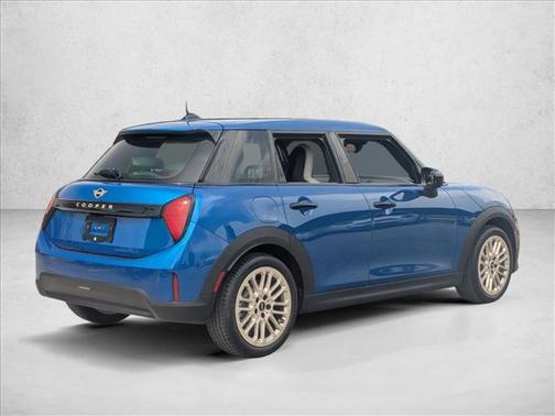 2025 MINI Hardtop Cooper