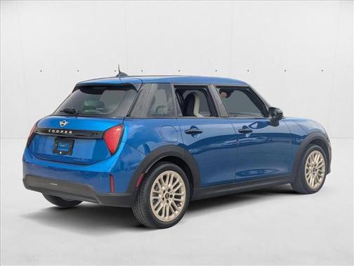 2025 MINI Hardtop Cooper