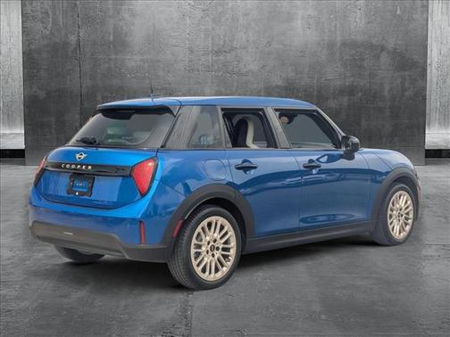 2025 MINI Hardtop Cooper