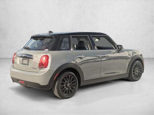 2021 MINI Hardtop Cooper