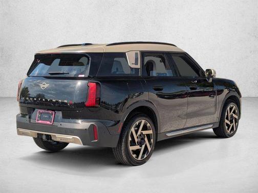 Midnight Black II Metallic 2026 MINI Countryman Cooper S ALL4