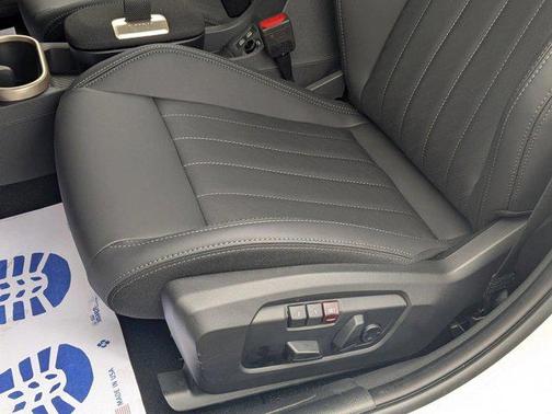 Nanuq White Metallic 2026 MINI Hardtop Cooper S