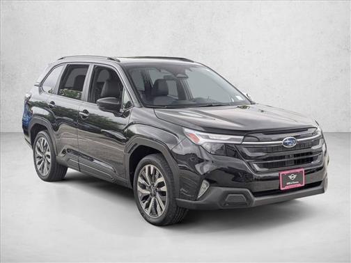 Crystal Black Silica 2025 Subaru Forester Touring