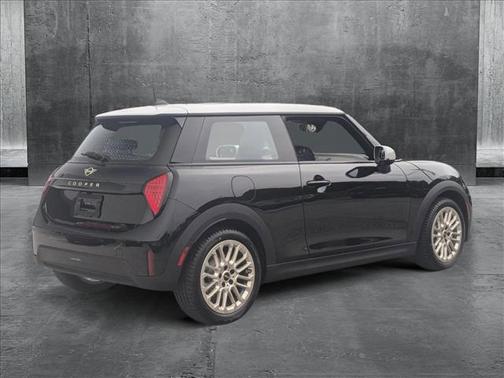 2025 MINI Hardtop Cooper