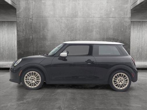 2025 MINI Hardtop Cooper