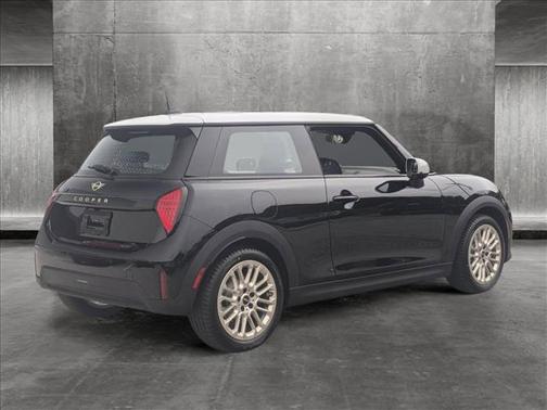2025 MINI Hardtop Cooper