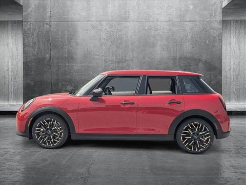 2025 MINI Hardtop Cooper