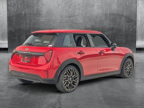 2025 MINI Hardtop Cooper