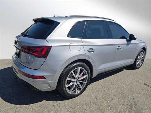 2025 Audi Q5 Premium Plus 55 TFSI e S line quattro S tronic