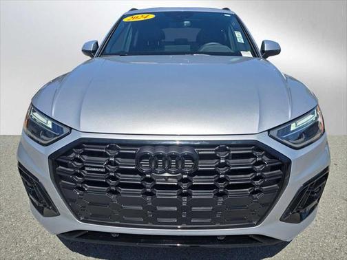 2024 Audi Q5 Premium Plus 55 TFSI e S line quattro S tronic