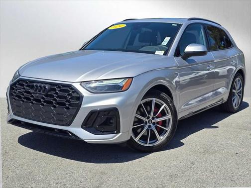 2024 Audi Q5 Premium Plus 55 TFSI e S line quattro S tronic