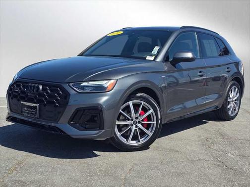 2024 Audi Q5 Premium Plus 55 TFSI e S line quattro S tronic